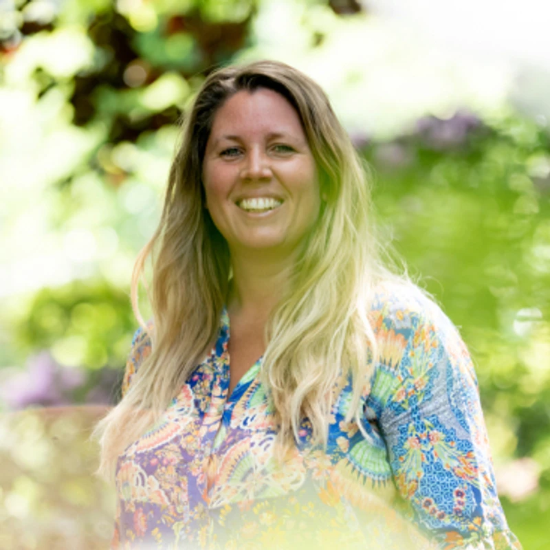 Writer: Dymphi Peeters