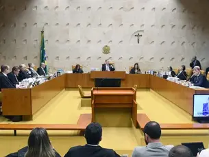 Senado deve votar amanhã, PEC que limita poderes de ministros do STFdoPT