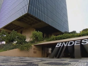 PT contra o Agro - BNDES barra crédito rural a produtores com embargo por desmatamento