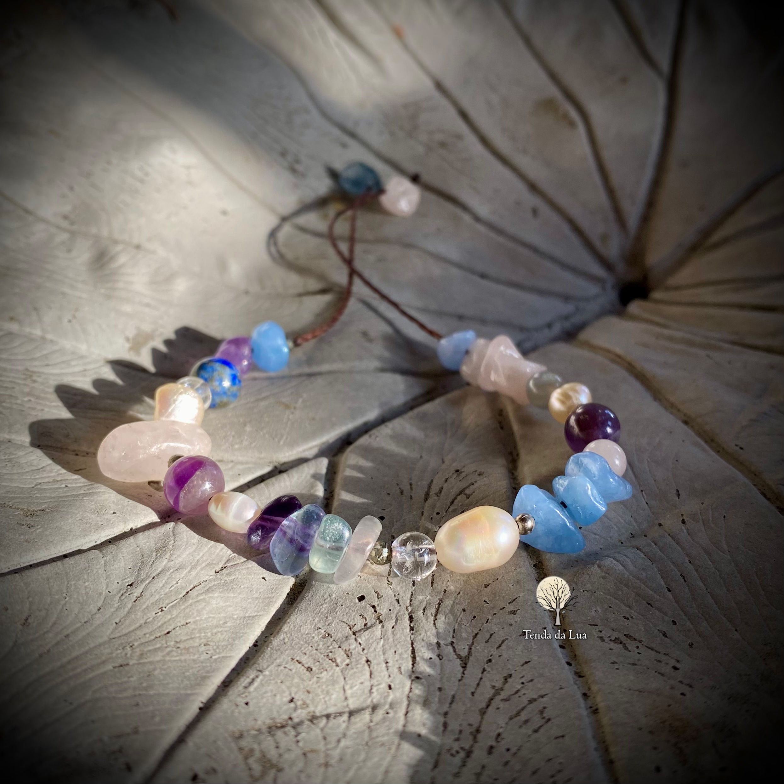 Pulseira Água-marinha, Ametista, Pérolas, Quartzo Rosa e Fluorita - Intuição