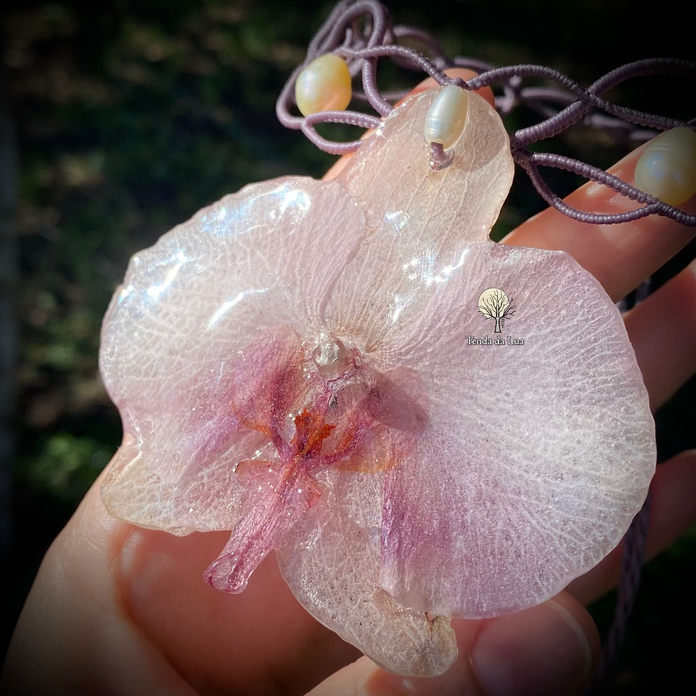 Miniatura: Colar em micromacramê - Orquídea e Pérolas