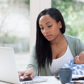 Nanny Support for Breastfeeding Moms: Real-Life Challenges & How the Right Help Changes Everything