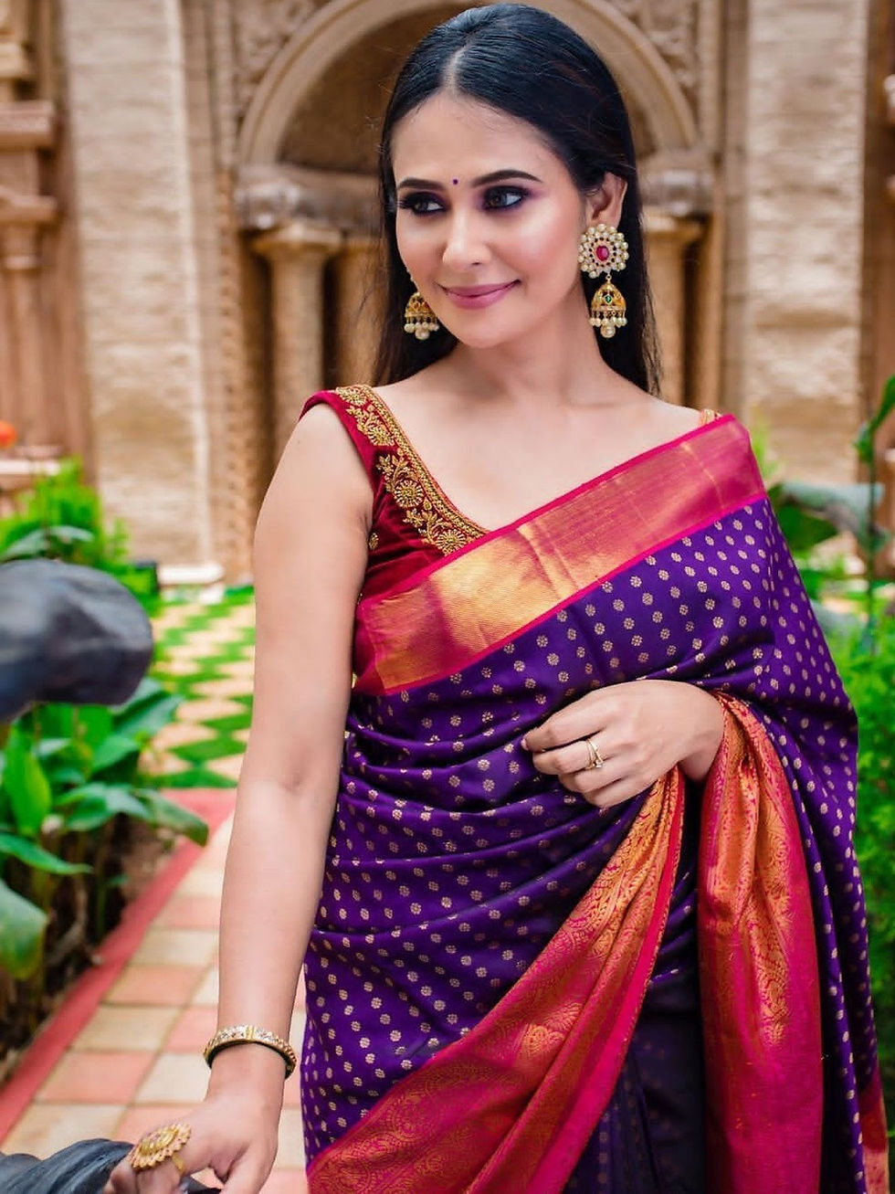 Thumbnail: Blue Kanjeevaram Saree