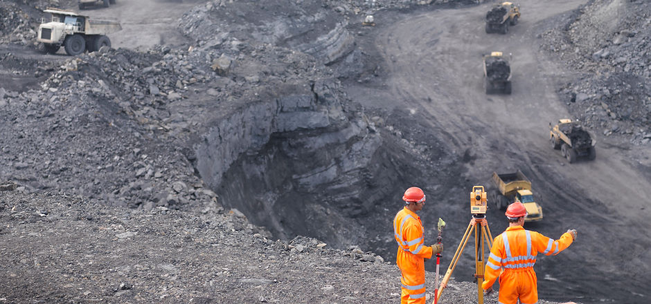 mineros que trabajan