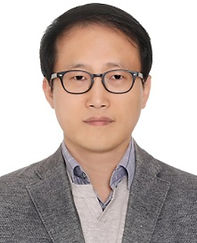 박태영이사50_edited.jpg