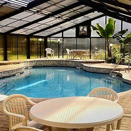 2br - 7/19-26. 2 Bedroom on the Creek, 2 pools, Fireplace.