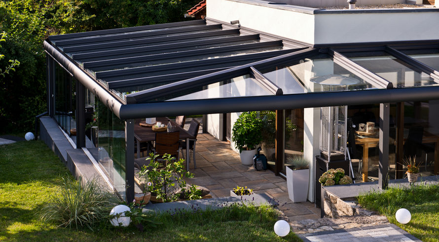Terrassenüberdachung ums Eck