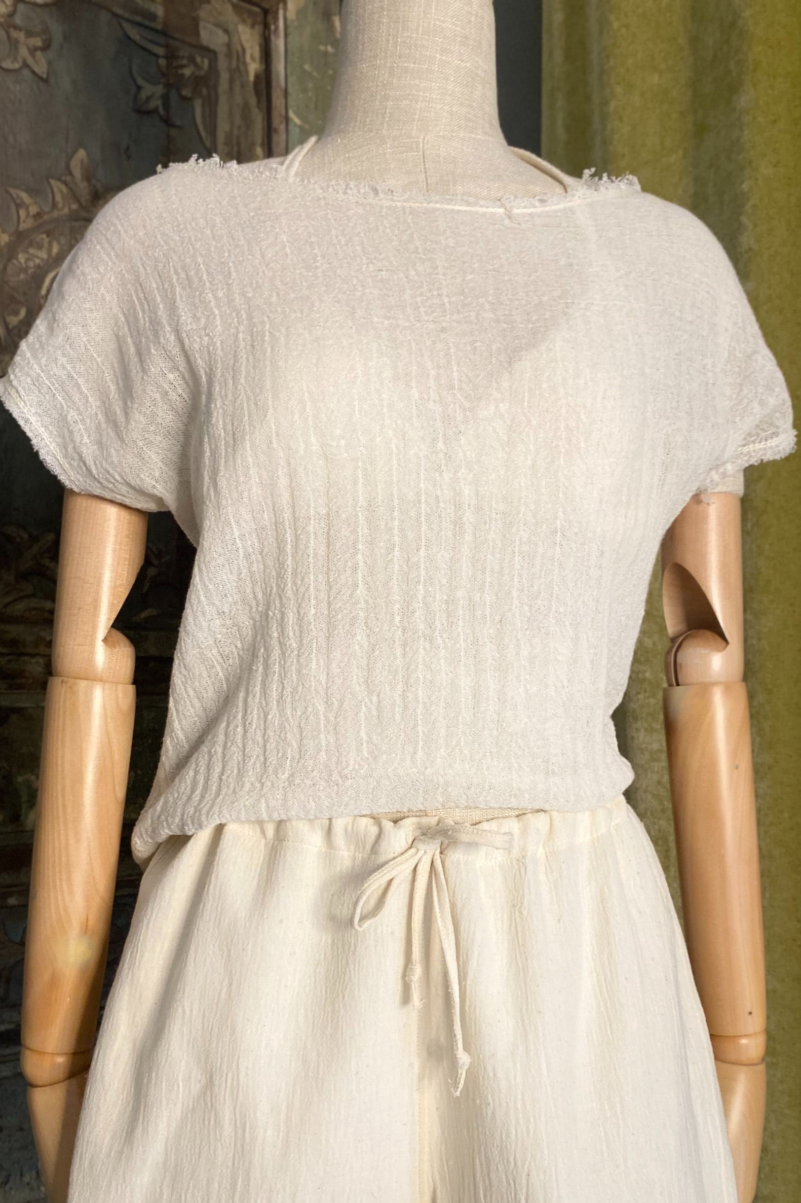 Kısa Kollu Kayık Yaka Bluz