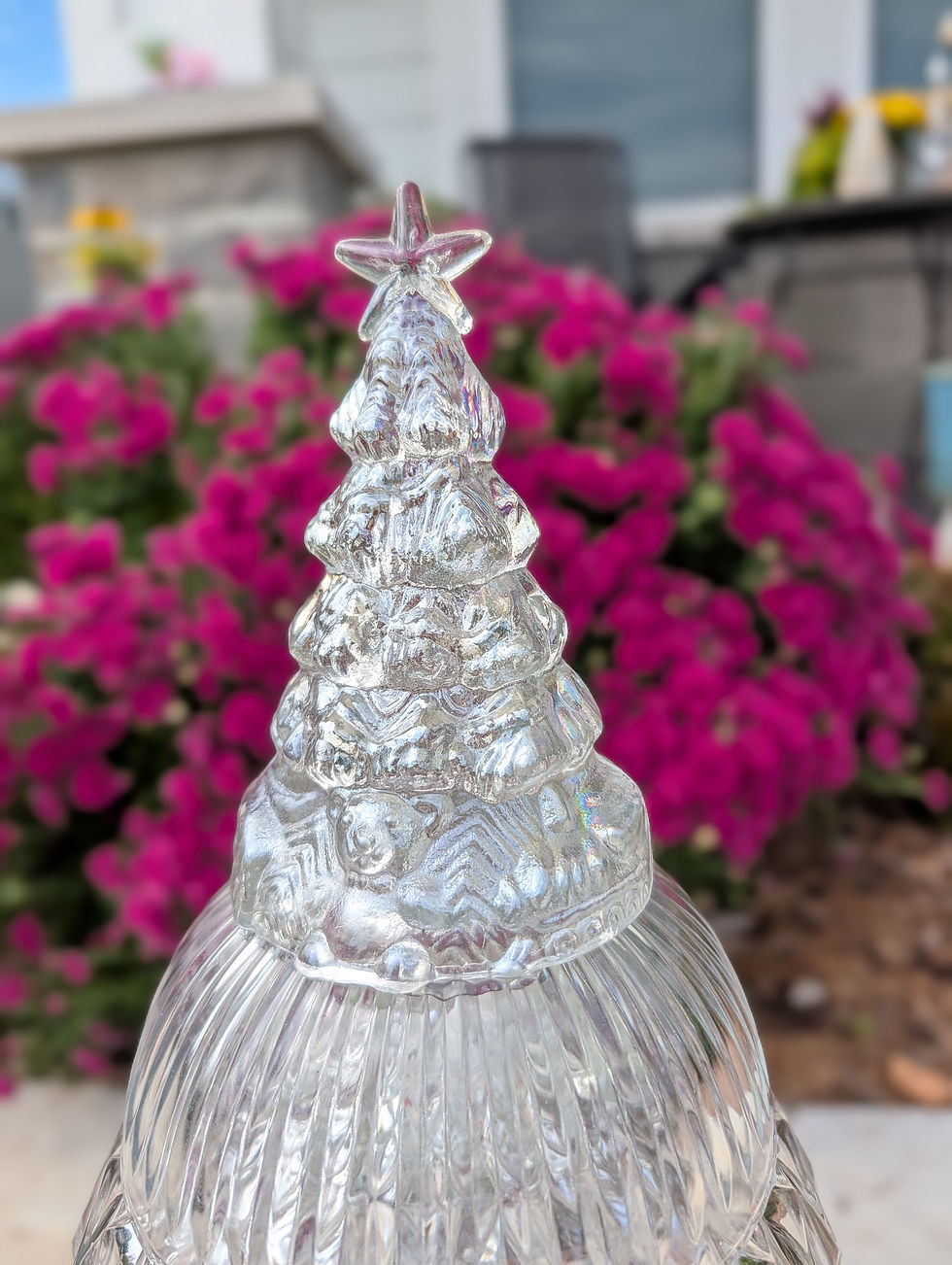 Thumbnail: Large Crystal Christmas Tree