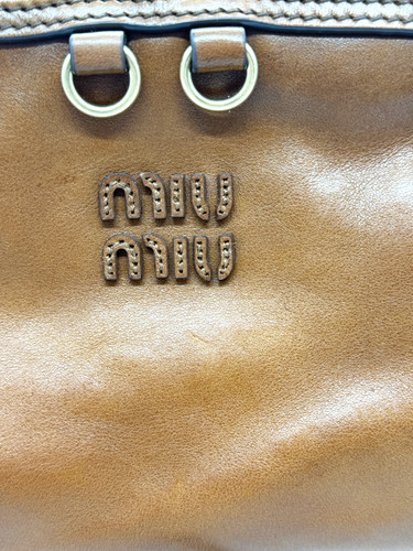 Miu Miu MiuMiu Pochette Caprice in pelle immagine 4