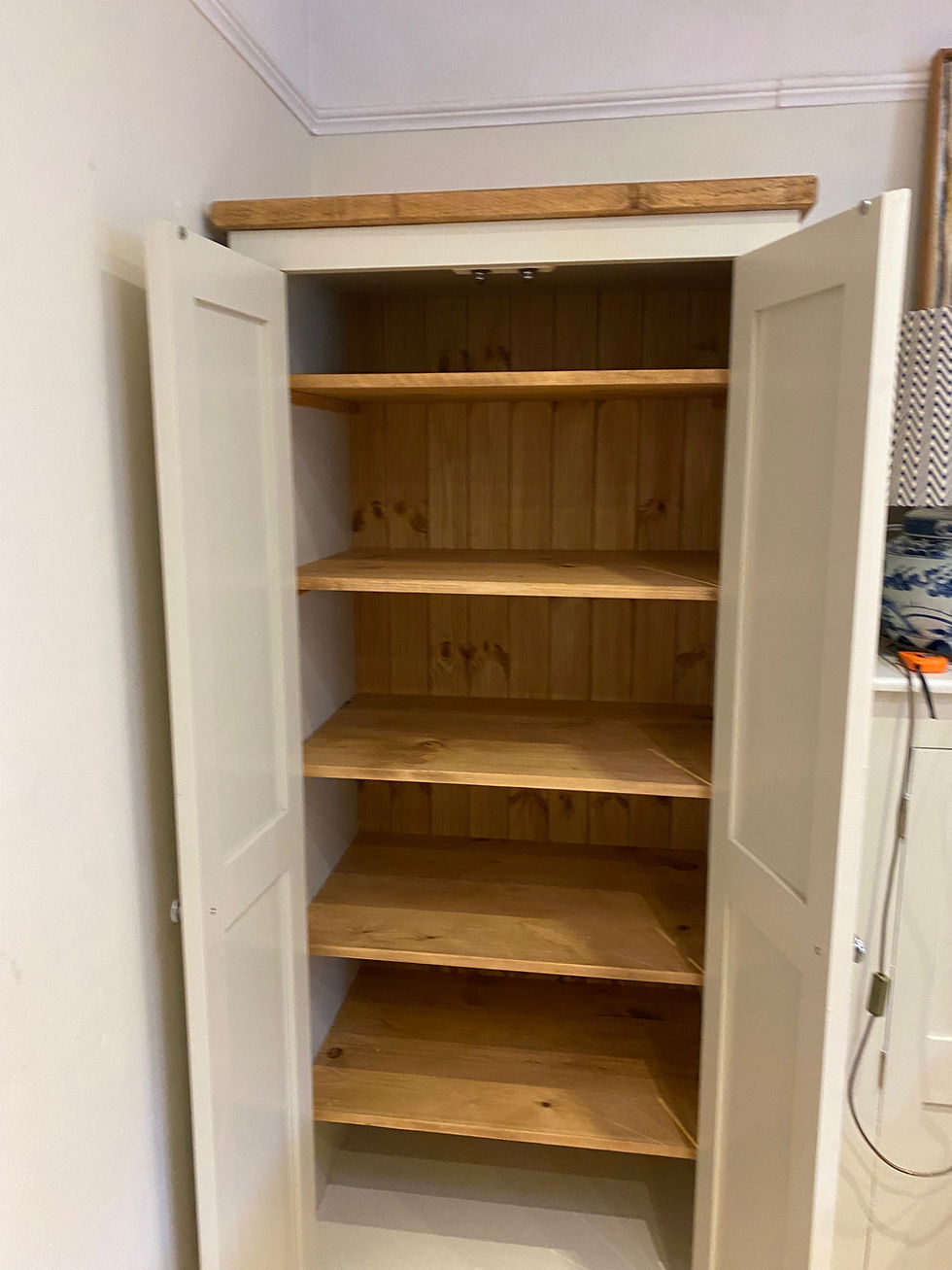 Thumbnail: Kitchen Cupboard