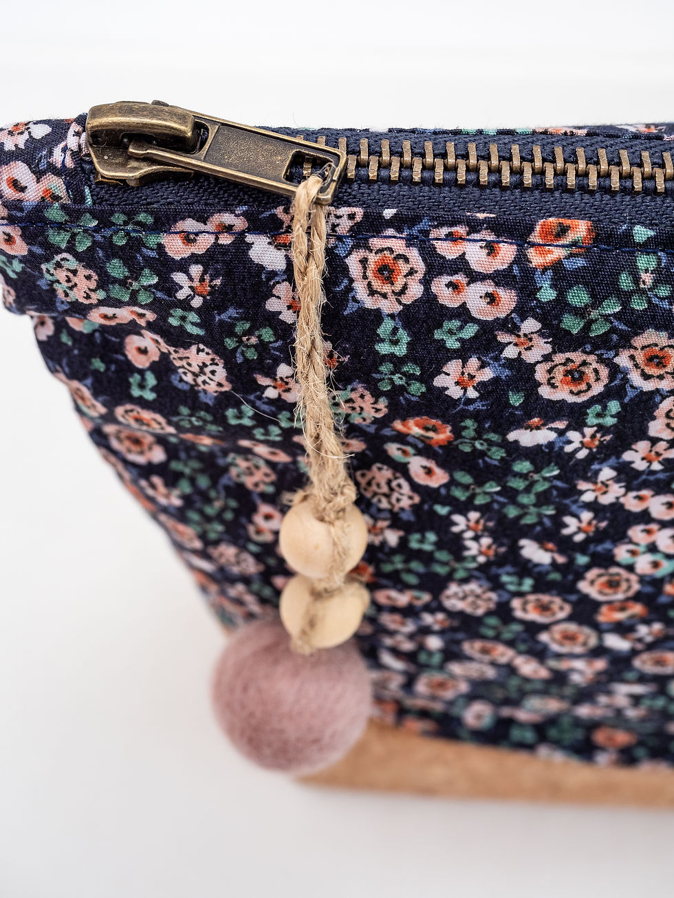 Miniature : Pochette imprimée "petites fleurs" bleu nuit