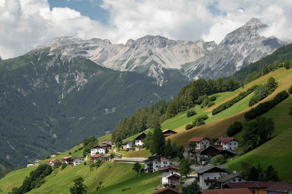 Navistal in Tirol in de Zomer