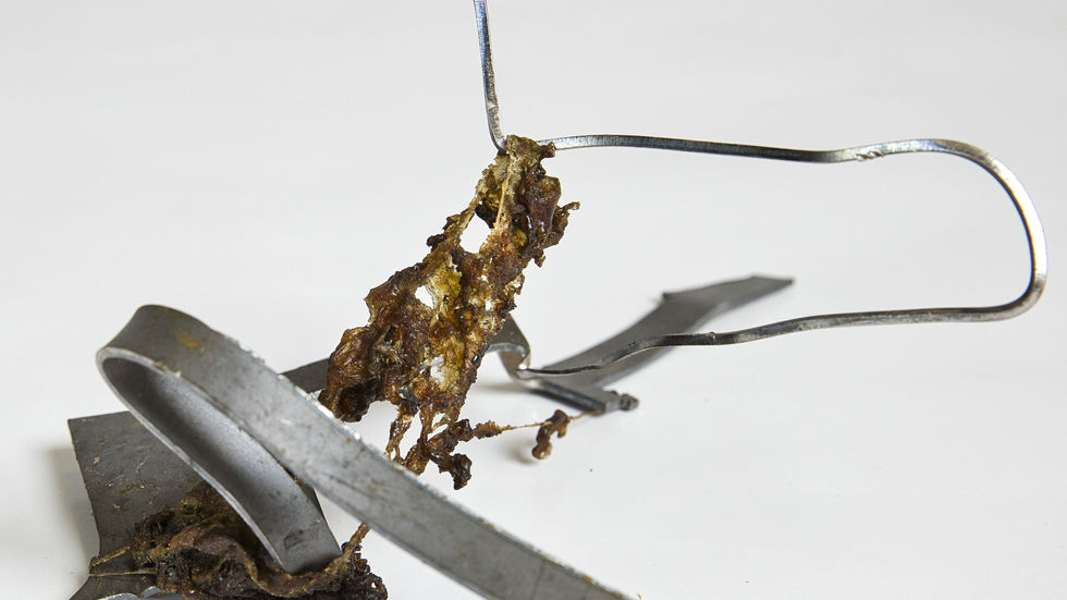 Metal assemblage