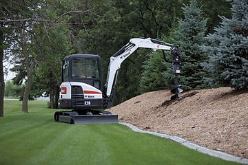 LEAD.E26_with_Auger_Planting_Trees-16937