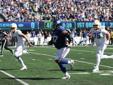Should the Los Angeles Chargers be in on Dexter Lawrence II?
