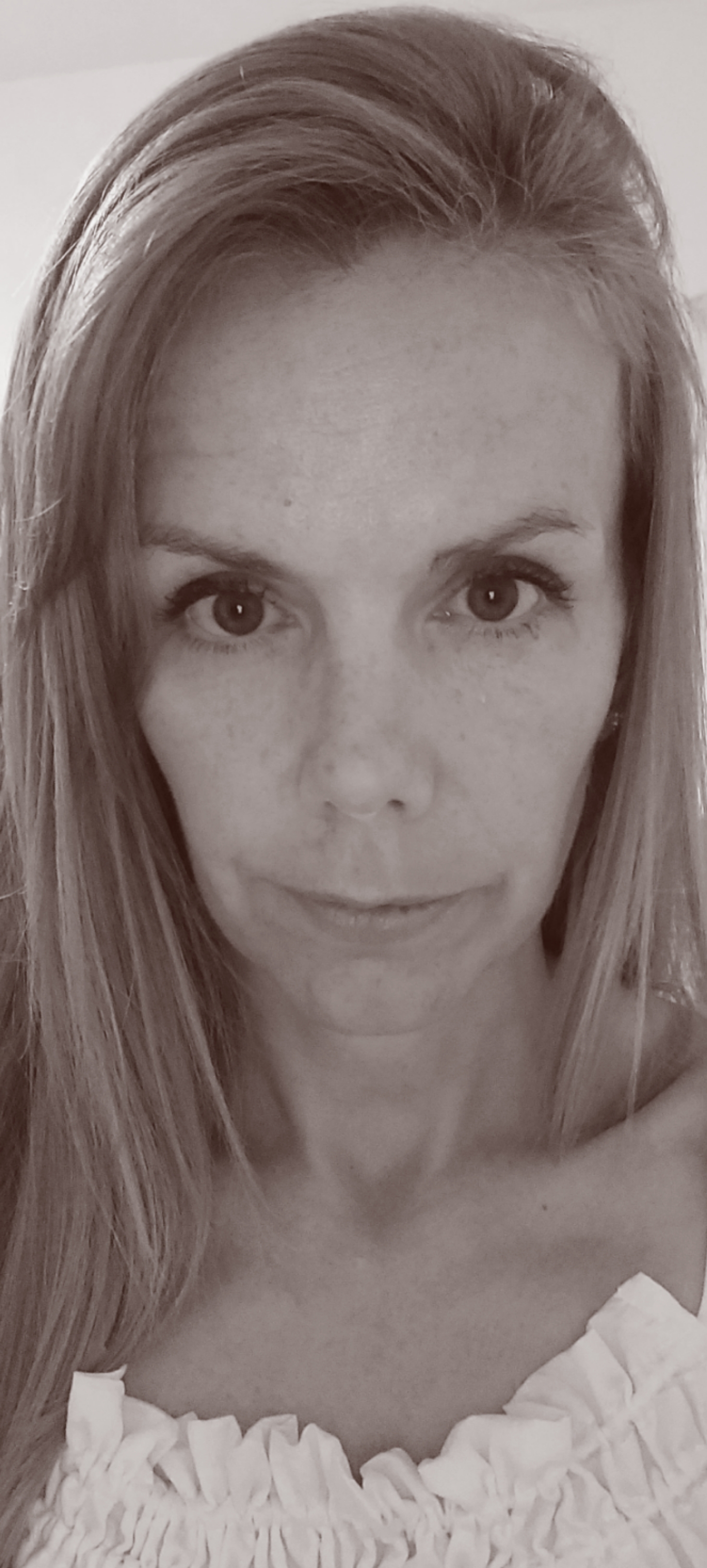 Writer: Rae D'Arcy
