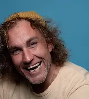 Kurt Bucher
comédien