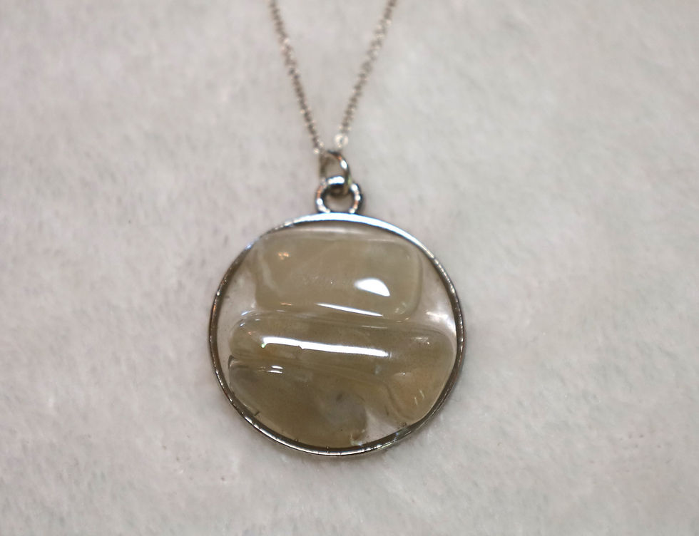 Thumbnail: Circle Gemstone Pendent
