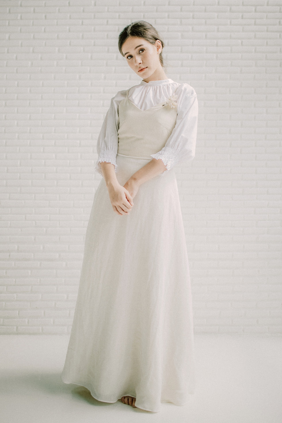 Thumbnail: Classic Bride - Natural