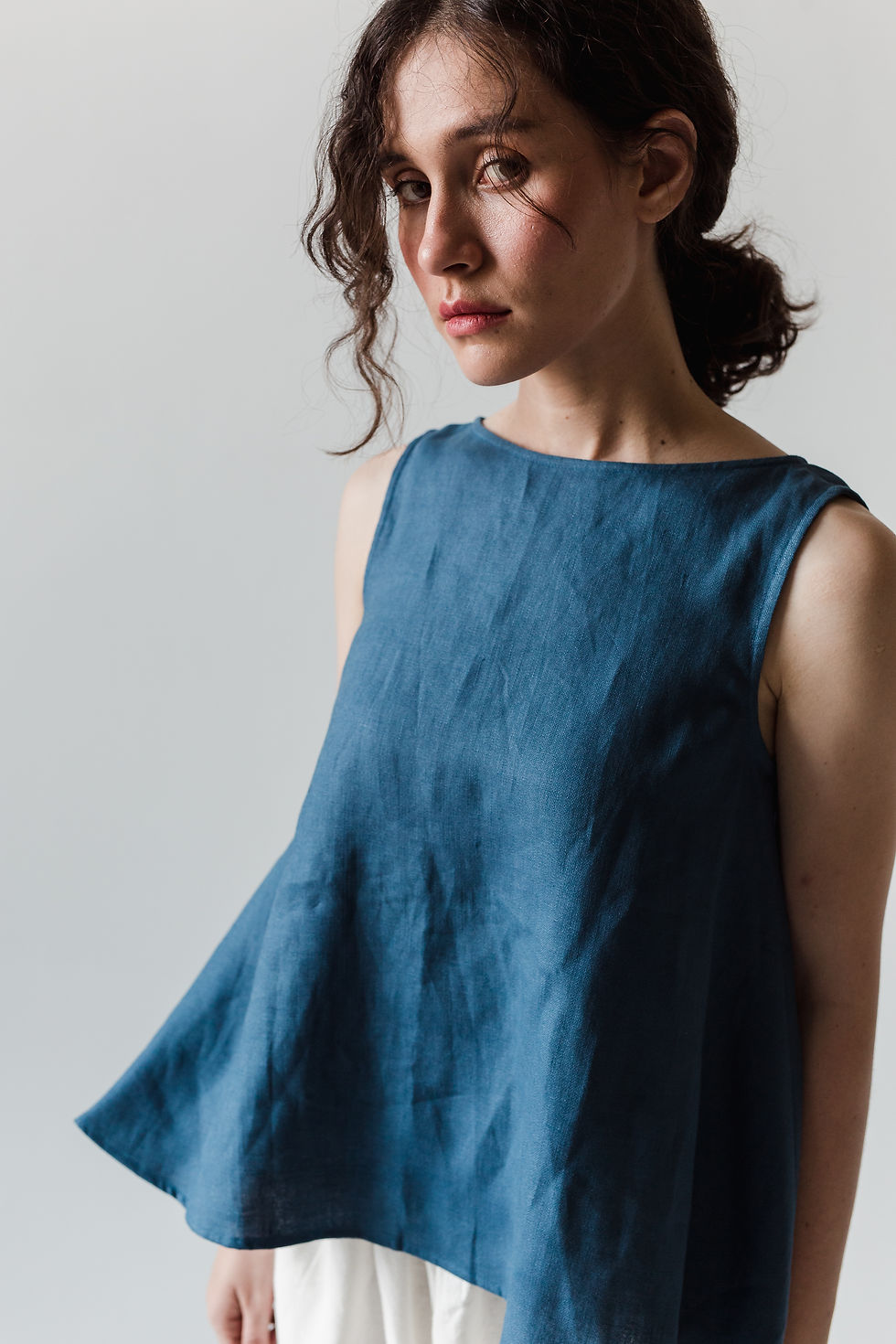Thumbnail: BOUQUET BLOUSE - DEEP OCEAN