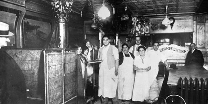 pizzeria_near_the_junction_0323_02.jpeg