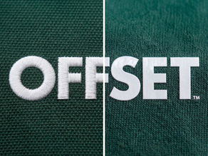 Image de comparaison de rendu entre la broderie et le transfert DTF (flocage)