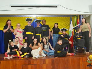 Apae Lajeado realiza primeira formatura conjunta da Educação Infantil e EJA