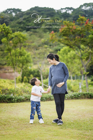 mum and child family photoshoot