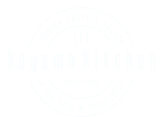 aoyama kitchen 白ロゴ.png