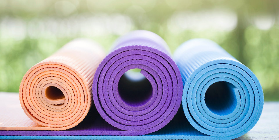 verschillende kleuren Yoga matten