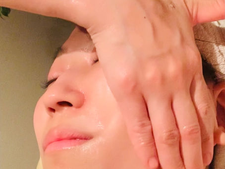 眼精疲労と噛み締め、ストレスケアに！フェイシャルのススメ！