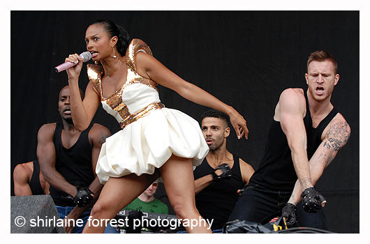 music-aleshadixon12_big.jpg