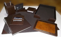 n_sc2000-es_Articulos_de_piel