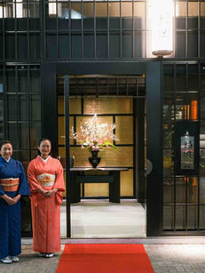 Fukuoka: novo restaurante aposta na tradicional culinária japonesa e arquitetura de Jayme Bernardo