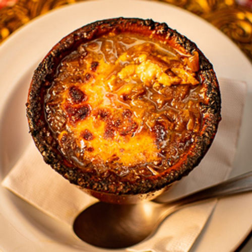 Sopa de Cebola do Cantina e Pizzaria Baviera