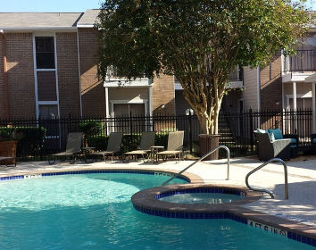 "Magnolia Grove" apartment complex, Houston, Texas (USA)