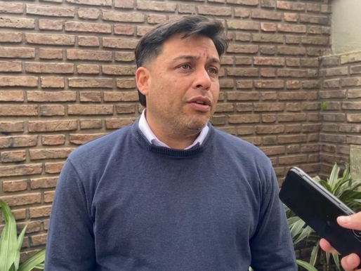 Alvizo: "Vimos en vivo y en directo cómo descargaban los desechos cloacales al río"