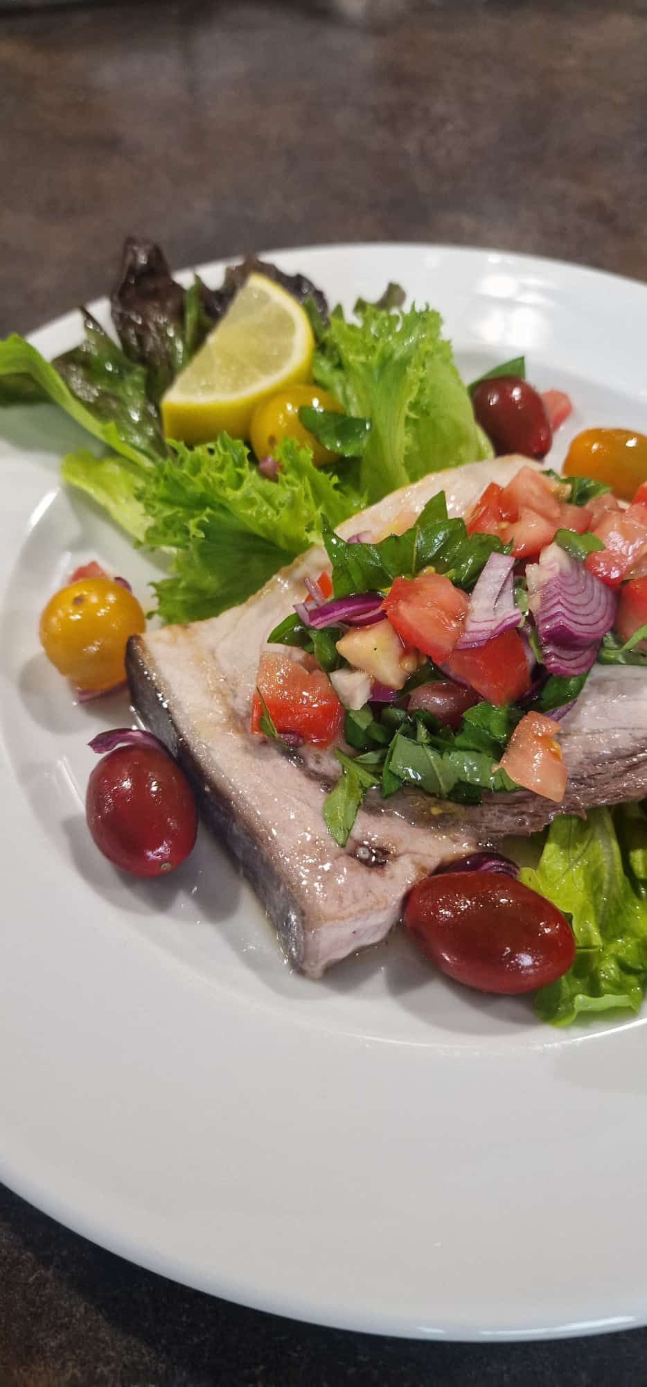 Thumbnail: SCHWERTFISCHFILET - Pescespada Filetto (Filone)