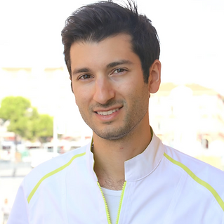 TOURET Nathan Dentiste Nice implant invisalign esthétique blanchiment