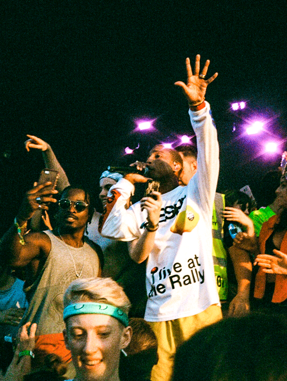 Pharrell Williams at Parklife Festival, 3D photo 3D GIF Photography. Photo taken by Rob Jones @hirobjones