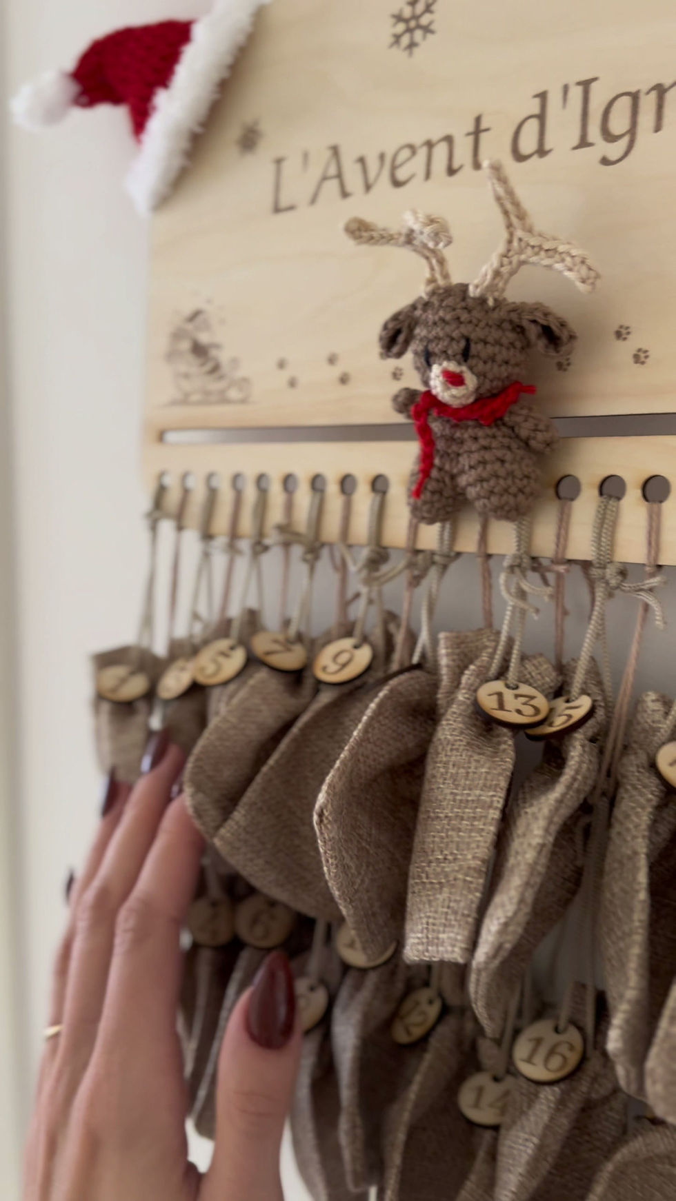 Miniature : Calendrier de l’Avent en bois et crochet