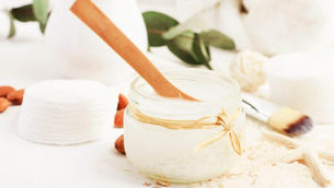 Agua de arroz para el cabello