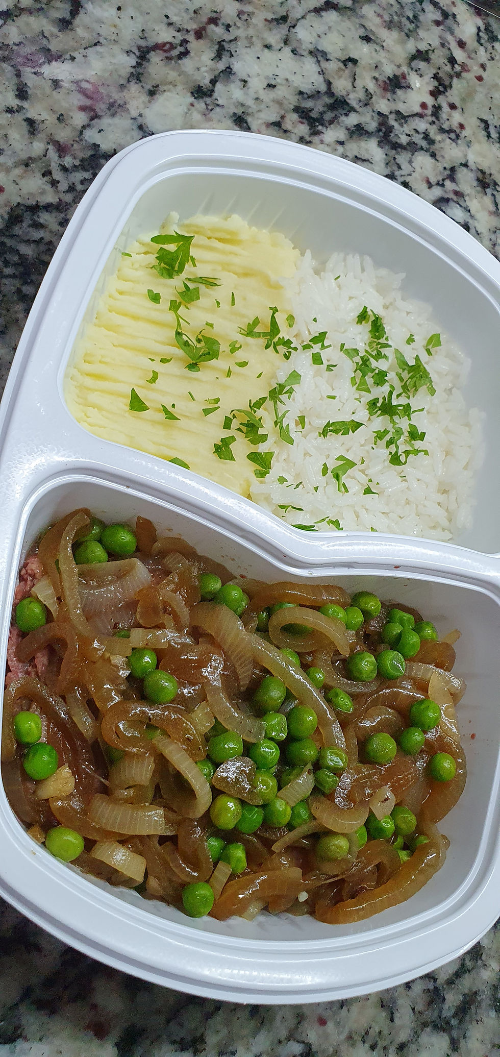 Miniatura: Marmita de rosbife ao molho