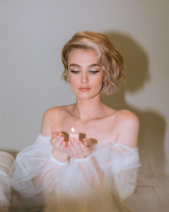 BahamaBurgundy_BridalEditorial_Photography1.jpeg