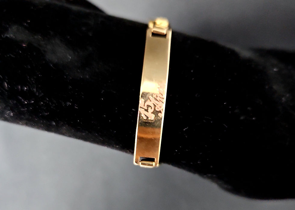 Miniatura: Brazalete de oro de 10k XV años 7.5in