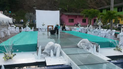 Pantalla de 4x3 y Pista en Vidrio.