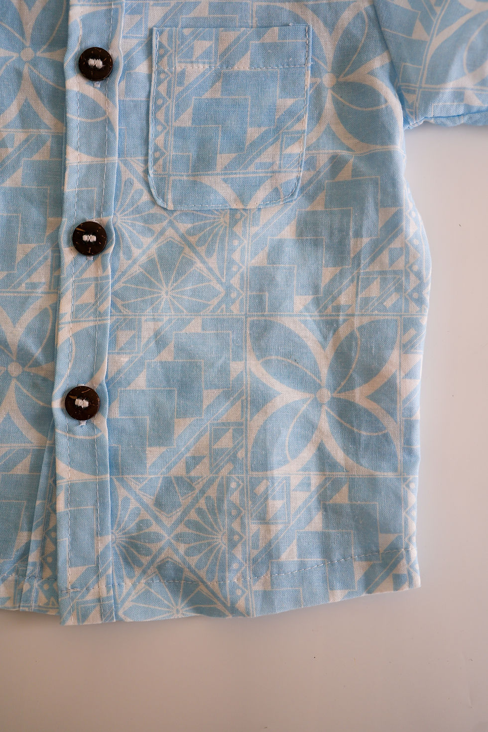 Thumbnail: Island Pattern Cotton Linen Blend Shirt (blue)