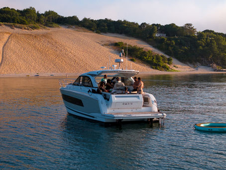 Hamptons Bachelorette Boat