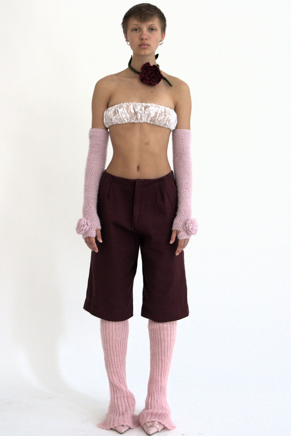 Thumbnail: ROZE FELT NECK PIECE IN BORDO